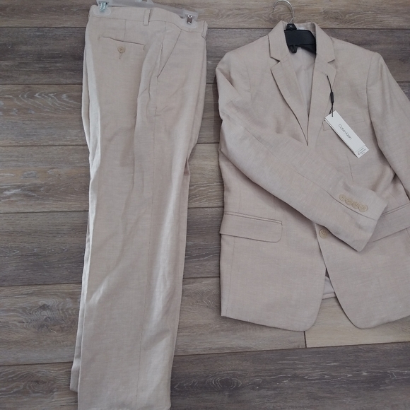 Calvin Klein cream suit size 16 - Picture 2 of 12